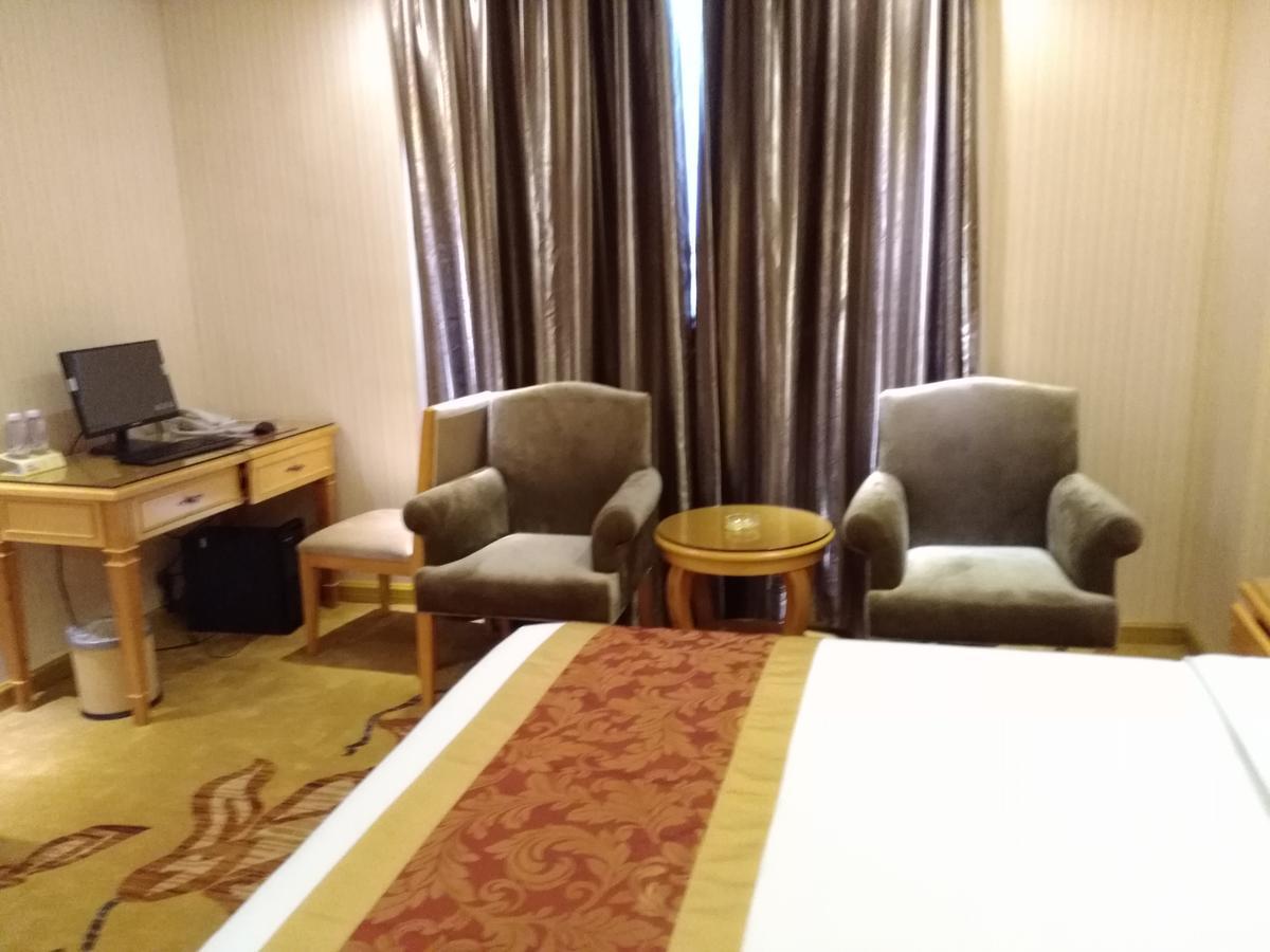 Vienna Hotel Shenzhen Bantian Vanke Zone 5 Buitenkant foto